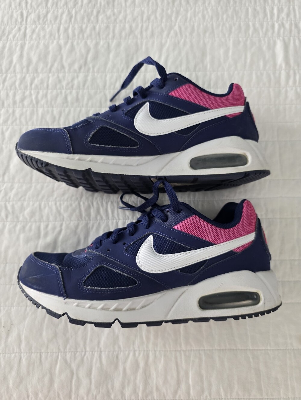 Nike Air Max Navy and Pink Athletic Sneakers Womans 8.5 - Picture 14 of 14